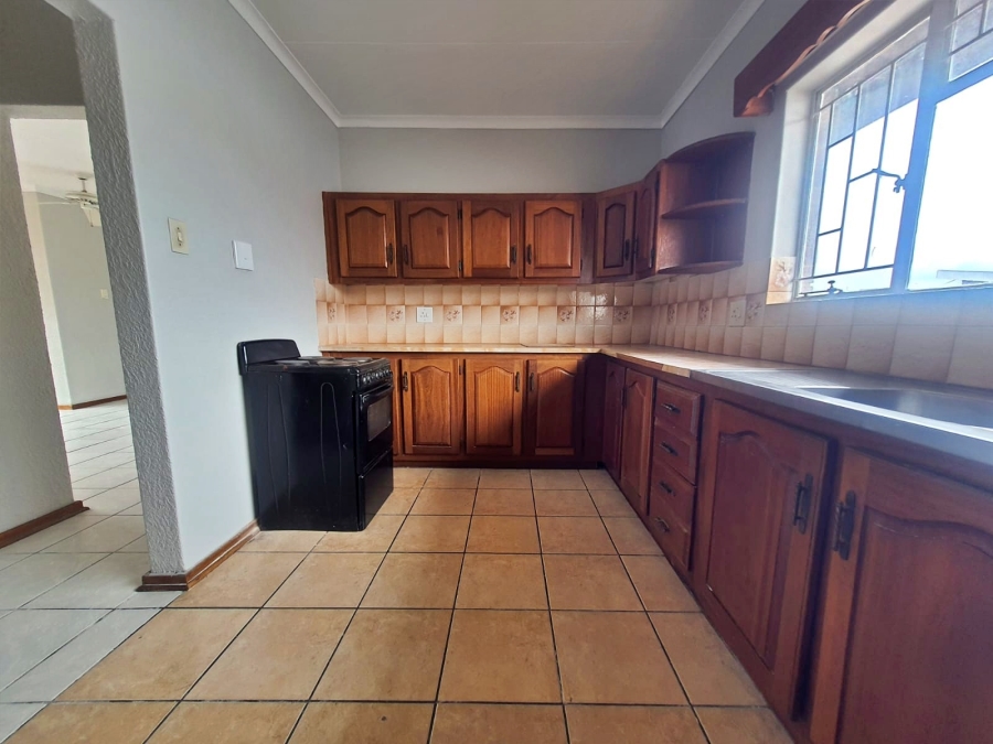 2 Bedroom Property for Sale in Potchefstroom North West